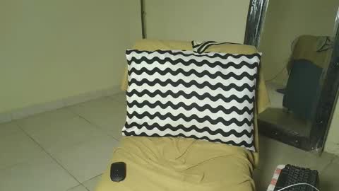 kevin hart online show from March 24, 4:39 am