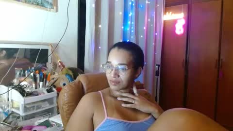 Queen Bon Vivantt online show from March 2, 5:01 am