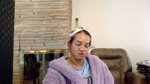 Queen Bon Vivantt online show from January 15, 4:33 pm