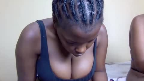 vee online show from April 16, 8:04 am