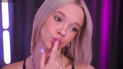 Alina online show from April 8, 7:08 am