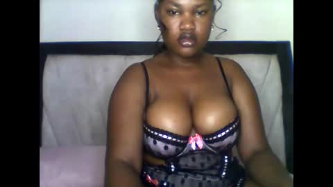 boobylicious012 online show from May 4, 7:37 am