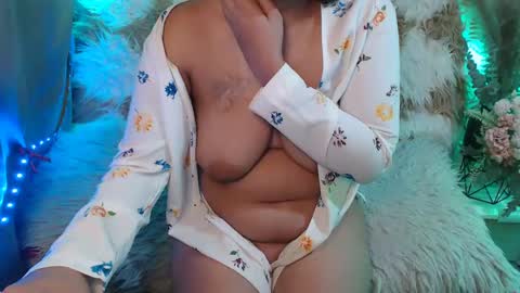 Zy online show from January 10, 11:39 pm