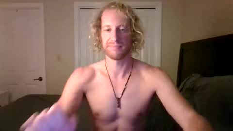 Snapshot of bookandbrawn chatting on November 25, 2:33 am BookAndBrawn online show from November 25, 2:33 am