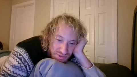 Snapshot of bookandbrawn chatting on November 28, 2:14 am BookAndBrawn online show from November 28, 2:14 am