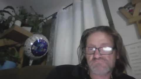 Snapshot of boomtasticone chatting on October 4, 1:09 pm boomtasticone online show from October 4, 1:09 pm