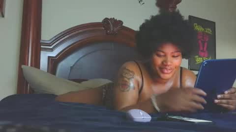 boooohoooobaby online show from March 24, 11:54 pm