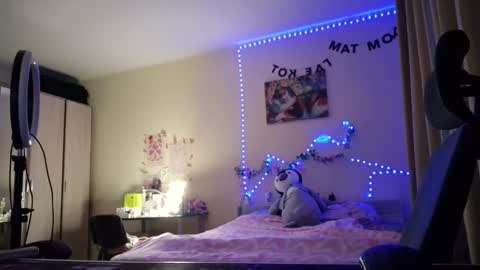 Milena online show from February 4, 3:34 am