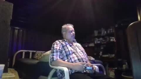 Booshwa online show from October 23, 6:34 am