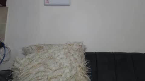 Snapshot of bootybangerxxx2 chatting on November 8, 5:40 am bootybangerxxx2 online show from November 8, 5:40 am