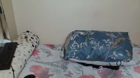 bootydarkebony_ online show from May 8, 6:24 pm