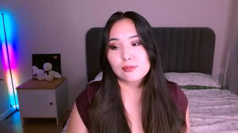 Snapshot of bootylecious_ chatting on November 12, 5:13 pm Mona online show from November 12, 5:13 pm