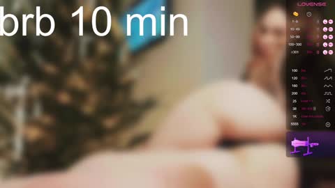 Snapshot of bootytrisha chatting on December 28, 6:39 am Trisha online show from December 28, 6:39 am