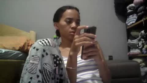 Snapshot of boozyart chatting on October 30, 5:57 pm boozyArt online show from October 30, 5:57 pm