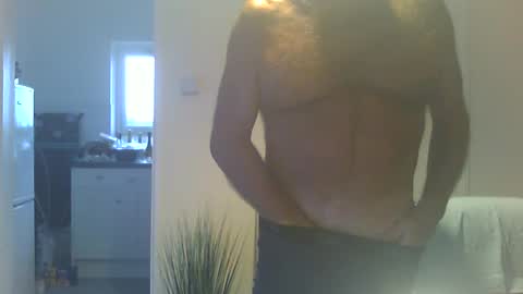 Snapshot of boppy21 chatting on March 10, 7:10 am Boppy21 online show from March 10, 7:10 am