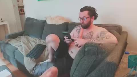 boredandirish21 online show from February 28, 6:09 pm