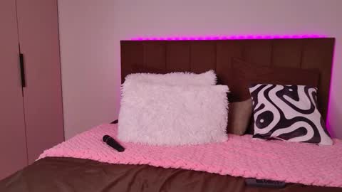 Hallie online show from March 11, 4:18 am