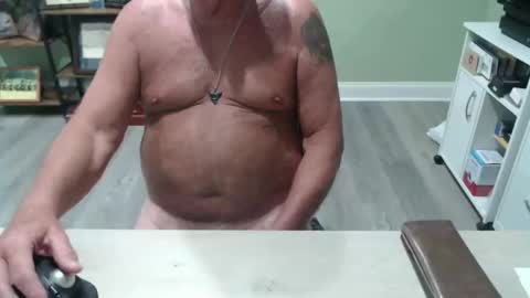 borntobebad2 online show from April 14, 7:31 pm