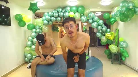 Snapshot of boschcz chatting on March 5, 8:21 am THOMAS AND DAMIAND online show from March 5, 8:21 am