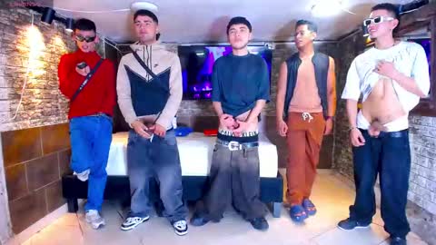 Snapshot of boschcz chatting on September 23, 4:48 am THOMAS AND DAMIAND online show from September 23, 4:48 am