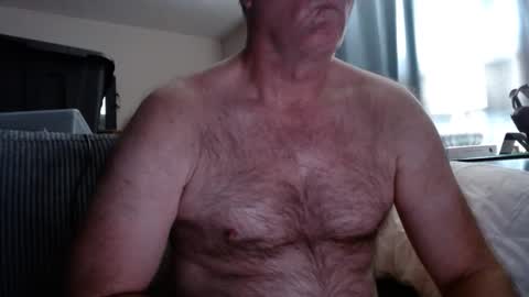 Snapshot of bose36 chatting on March 11, 12:11 am bose36 online show from March 11, 12:11 am