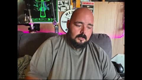 bossdeuce420 online show from April 8, 9:26 pm