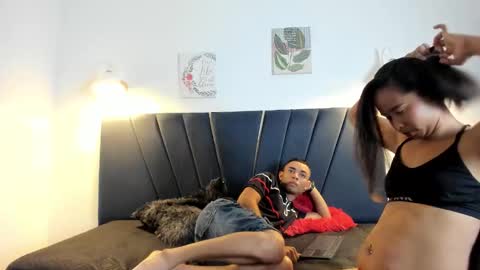 Snapshot of bossesoflove_cum chatting on December 15, 1:54 am bossesoflove_cum online show from December 15, 1:54 am