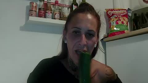Snapshot of bosslady99 chatting on July 21, 8:11 pm Bosslady99 online show from July 21, 8:11 pm