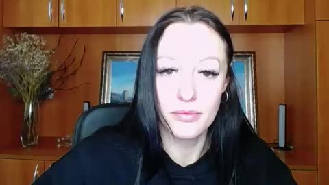 Lara online show from January 9, 10:29 am