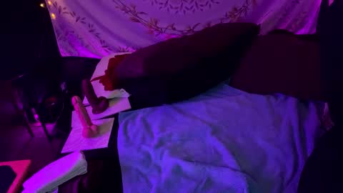 Snapshot of bossmomma chatting on January 27, 3:47 am BossMom online show from January 27, 3:47 am