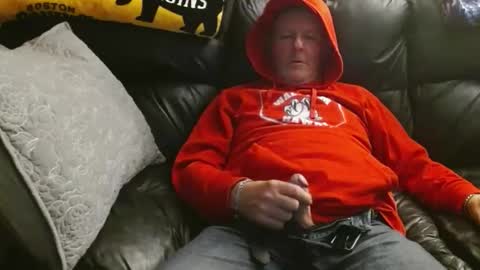 Snapshot of bostonguy1969 chatting on May 8, 2:28 am bostonguy1969 online show from May 8, 2:28 am
