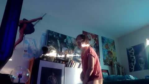 Snapshot of bottomboo7 chatting on January 8, 1:02 pm Bottomboo7 online show from January 8, 1:02 pm