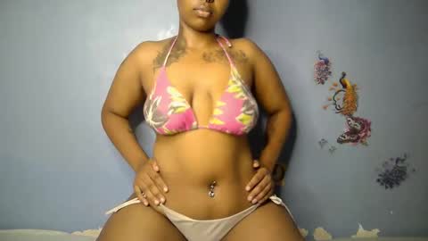 botty_queen online show from April 16, 10:23 pm