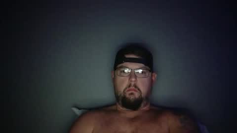 Snapshot of bowtieguy84 chatting on November 30, 10:19 am bowtieguy84 online show from November 30, 10:19 am