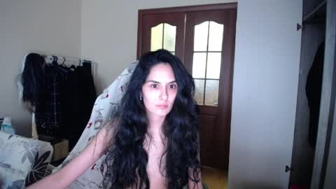 Helen  online show from March 27, 11:43 am