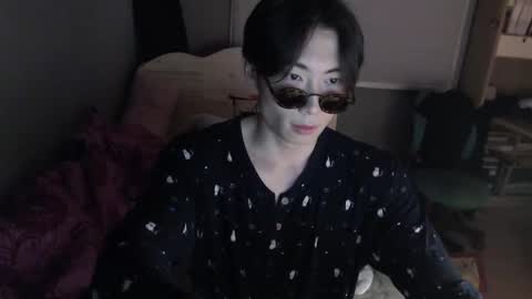 boxman556990 online show from March 12, 7:06 pm