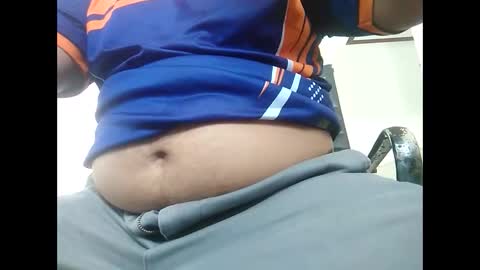 boy339342 online show from May 10, 4:50 am