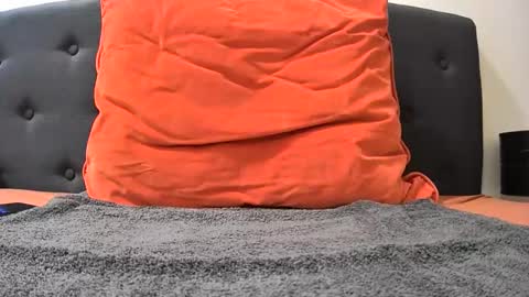 Snapshot of boy3911 chatting on December 3, 7:01 pm boy3911 online show from December 3, 7:01 pm