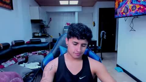 Snapshot of boy_nauthy chatting on July 10, 9:17 pm boy_nauthy online show from July 10, 9:17 pm