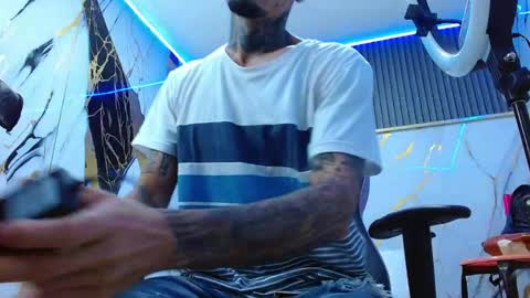 Snapshot of boy_tatto77 chatting on April 27, 12:03 pm boy_tatto77 online show from April 27, 12:03 pm
