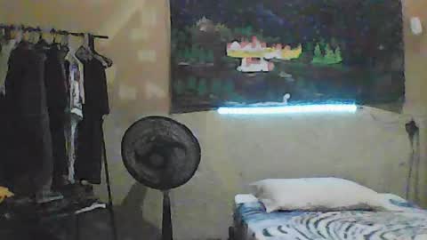 Snapshot of boy_tatto77 chatting on June 7, 5:22 am boy_tatto77 online show from June 7, 5:22 am