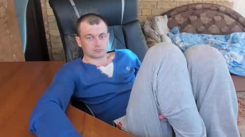 BoyApollon online show from April 17, 5:21 am