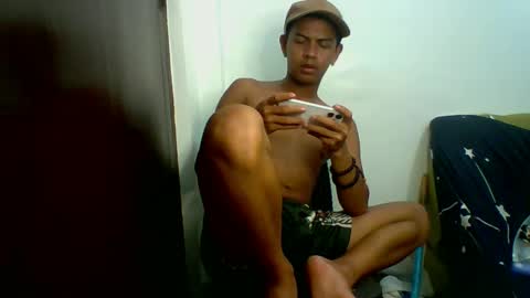 boyax16 online show from December 10, 10:05 pm