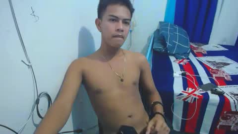 boyax16 online show from December 29, 10:34 am