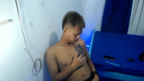 boyax16 online show from January 8, 9:53 am