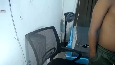 boyax16 online show from February 6, 10:37 am