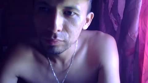 Snapshot of boycumlatino21 chatting on May 25, 4:13 pm Boy online show from May 25, 4:13 pm