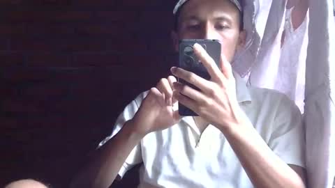 Snapshot of boycumlatino21 chatting on June 7, 8:45 pm Boy online show from June 7, 8:45 pm