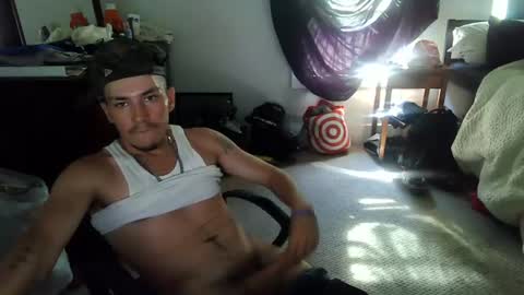Snapshot of boyfadeddd7 chatting on June 27, 8:14 pm boyfadeddd7 online show from June 27, 8:14 pm