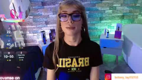 Snapshot of boyfox_tay chatting on September 25, 3:43 am boyfox_tay online show from September 25, 3:43 am